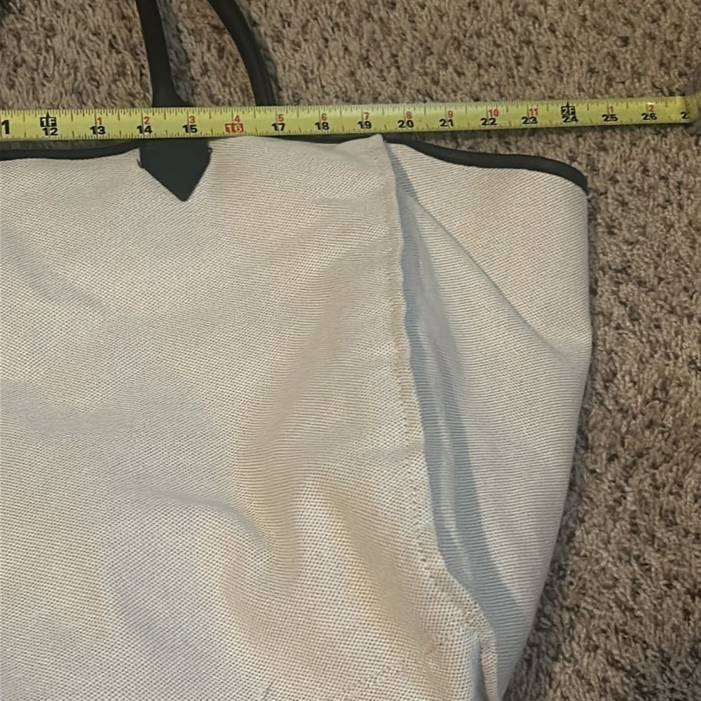 Victorias Secret tote bag - Picture 7 of 8